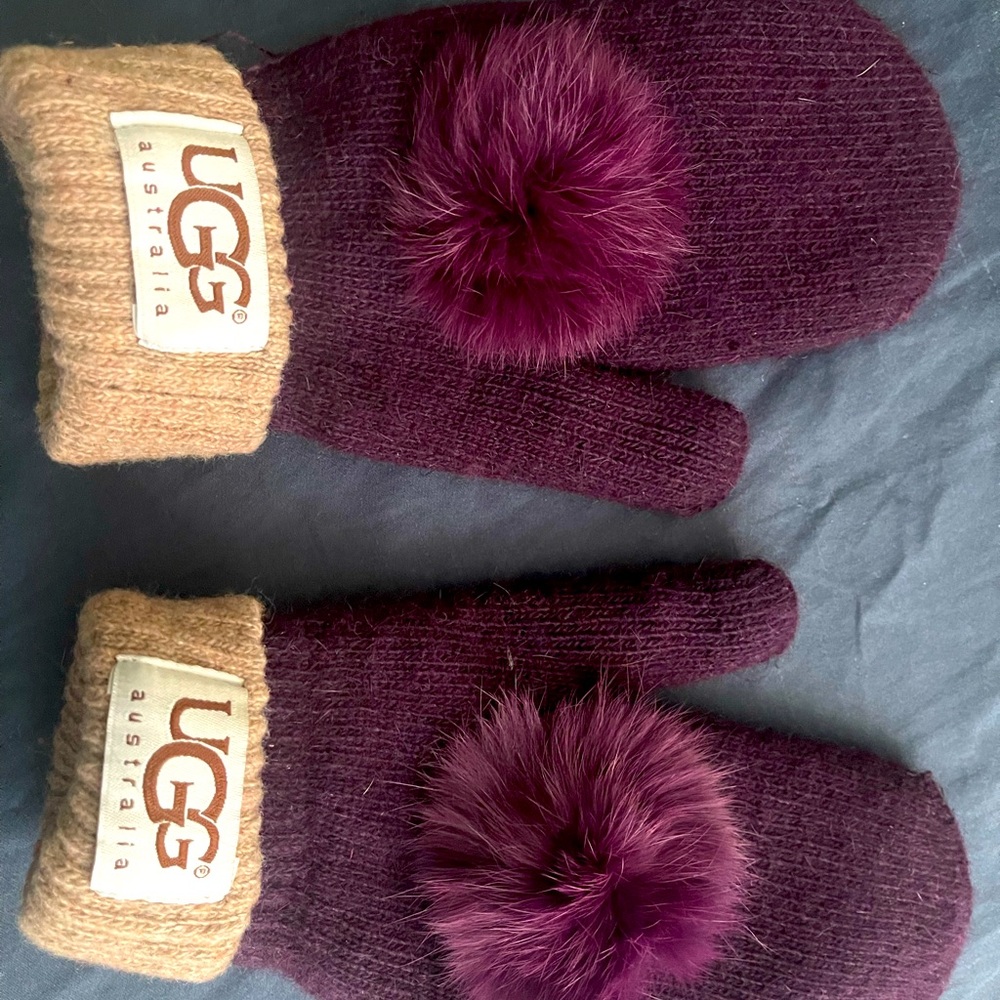 UGG Mittens